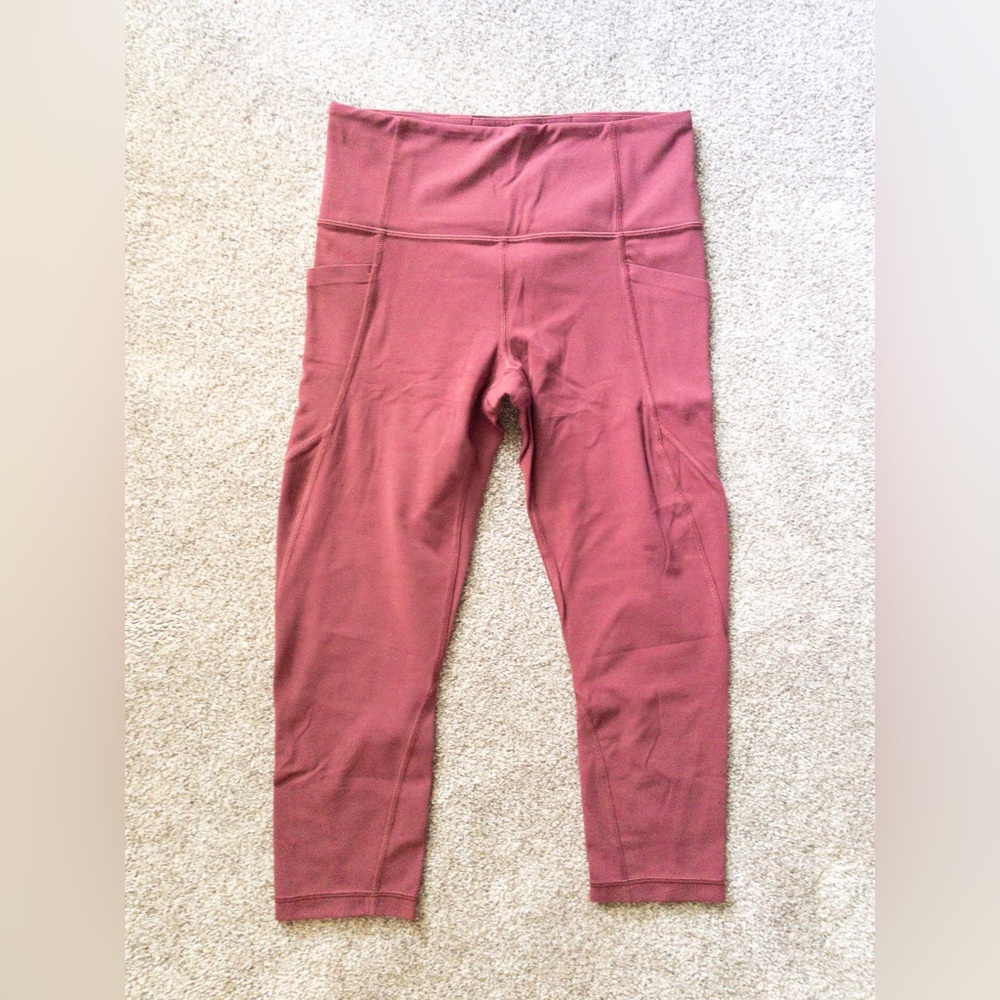 Athleta Mauve Cropped 19” Inseam Yoga Legging with Pockets SZ S Athletic Pilates